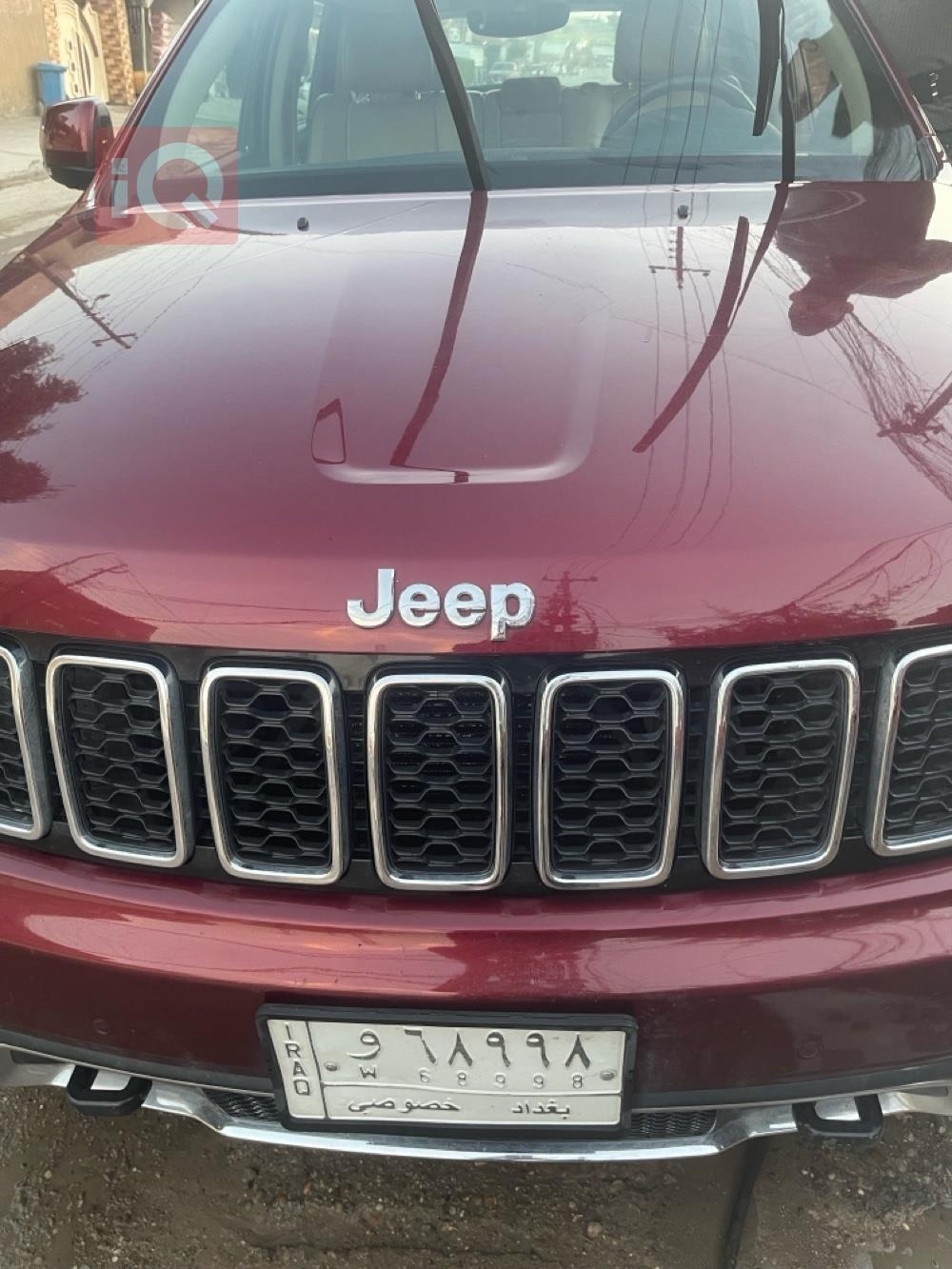 جیپ گراند شیرۆکی